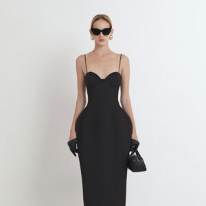 ร้านเช่าชุดราตรี Black Midi Dress