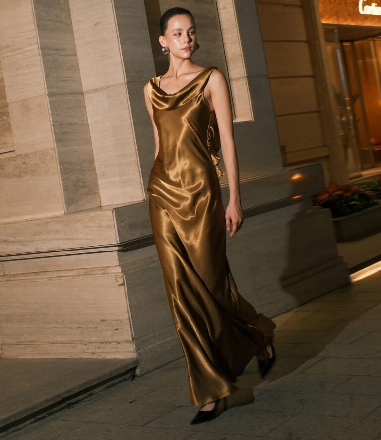 ร้านเช่าชุดราตรี Cassia Cowl Black Maxi Dress