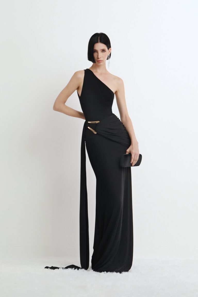 ร้านเช่าชุดราตรี Black Draped Dress