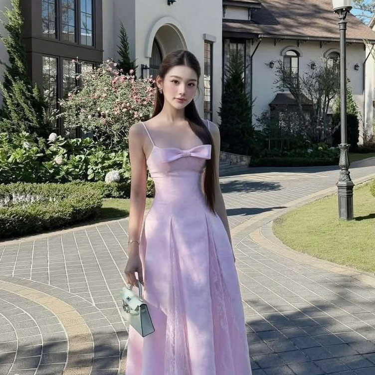 ร้านเช่าชุดราตรี Blush Garden Pink Dress