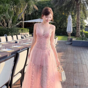 ร้านเช่าชุดราตรี Rose Muse Dress