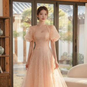 ร้านเช่าชุดราตรี Clare Drees