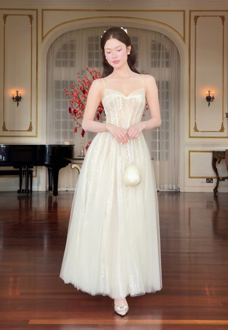 ร้านเช่าชุดราตรี Hera Dress