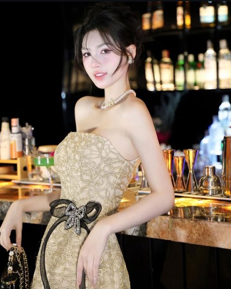 เช่าชุดออกงาน เช่าชุดออกงาน